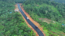 Rudy Susmanto Tancap Gas, 516 Kilometer Jalan Dibangun dalam Setahun untuk Perkuat Ekonomi Bogor.