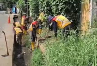 Rudy Susmanto Instruksikan Pembersihan Drainase, UPT Jajem Wilayah IX Gerak Cepat di Ruas Cikeas Udik–Bojong Nangka.
