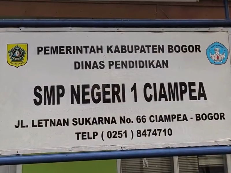 Rehab Kelas dan Tambahan Fasilitas, SMPN 1 Ciampea Tampil Lebih Representatif.