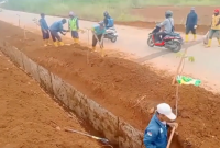 Antisipasi Banjir di Musim Hujan, Rudy Susmanto Minta Drainase Bomang Dinormalisasi.