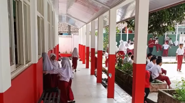 Tiga Ruang Kelas SDN Kuripan 02 Direhabilitasi, Rudy Susmanto Perkuat Komitmen Benahi Fasilitas Pendidikan.