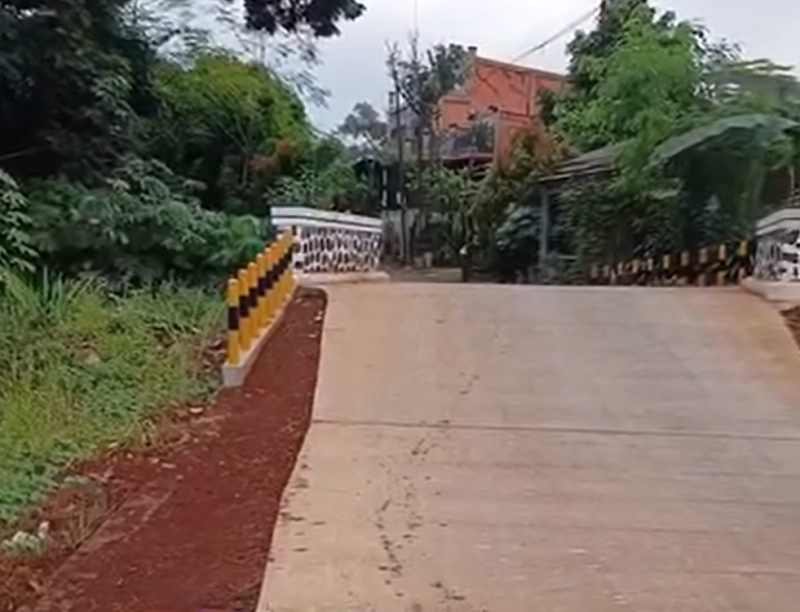 Kolaborasi Pemkab dan Dunia Usaha, Jalan Tanjakan Galur Parung Kembali Fungsional