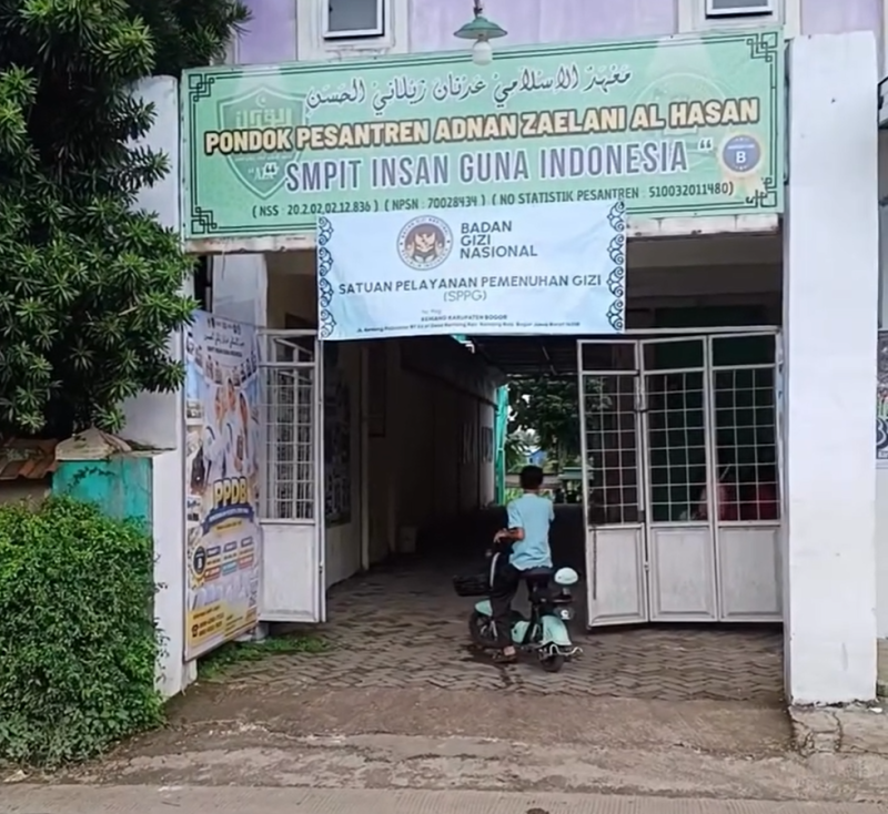 Rudy Susmanto Perhatikan Pesantren, Toilet Baru di Ponpes Adnan Zaelani Al Hasan Tingkatkan Kenyamanan Santri.