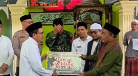 Dukung Sarana Ibadah, Bupati Bogor Salurkan Rp100 Juta ke Masjid Al-Ijtihad.
