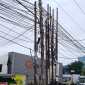 Bupati Bogor Rudy Susmanto Minta Kabel Semrawut di Jalan Bomang Ditata.