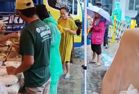 Diserbu Warga Meski Hujan, Gerakan Pangan Murah di Kemang Bantu Kebutuhan Ramadan.