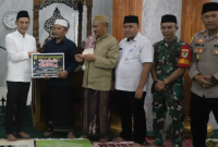 Tarawih Keliling di Sukaraja, Jaro Ade Ajak Masyarakat Perkuat Doa dan Kebersamaan.