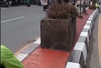 Median Jalan Jakarta-Bogor Diperbarui, Wujudkan Kota Lebih Rapi dan Aman. 