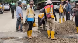 Pemkab Bogor Kebut Perbaikan Jalan Menuju Terminal Leuwiliang.