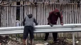 Penataan Kawasan Pasar Cibinong, Guardrail Jadi Solusi Keamanan Jalan.