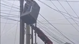 Respons Cepat Aduan Warga, Lampu Jalan Betet Gunungsindur Kini Kembali Menyala.