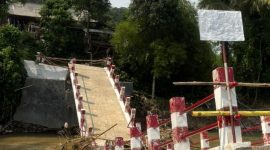 Jembatan di Rumpin Ambruk, Wabup Bogor Gerak Cepat Tinjau dan Siapkan Penanganan. 