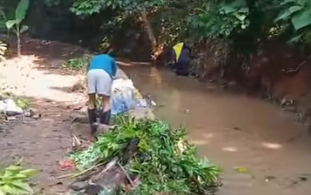 Atas Instruksi Bupati Bogor, Saluran Irigasi DI Cidurian Sendung Dinormalisasi.