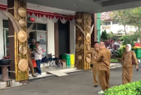 Sambut HJB ke-544, Kecamatan Cileungsi Tampilkan Dekorasi Khas Sunda.