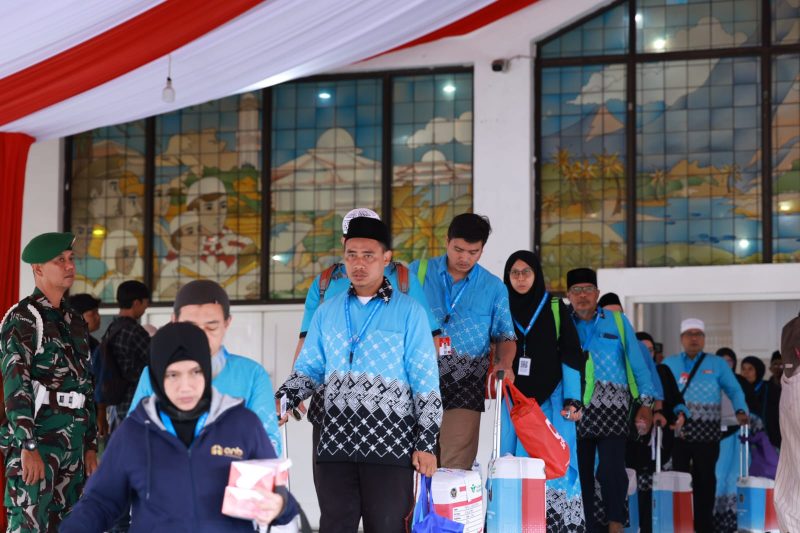 Doa dan Harapan Warnai Pelepasan Jamaah Haji Kloter 23 Kabupaten Bogor.