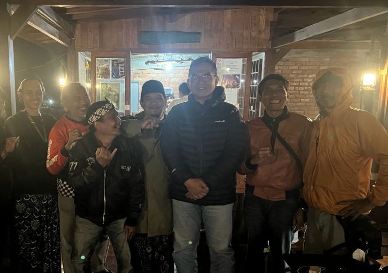 Pemkab Bogor Tebar 10 Ribu Indukan Ikan Lokal di Telaga Saat untuk Konservasi Lingkungan.