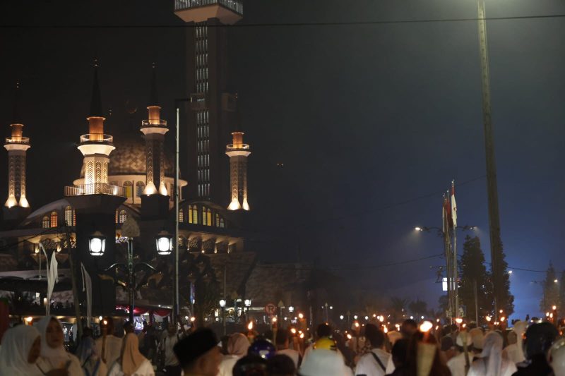 Pawai Obor 1 Muharram Jadi Simbol Persatuan dan Semangat Hijrah Warga Bogor.