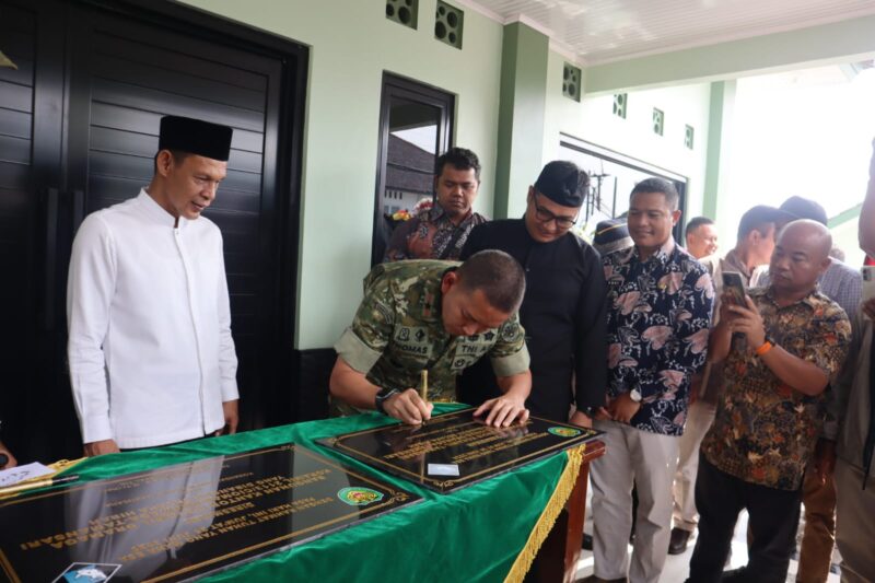 Pemkab Bogor dan TNI Perkuat Keamanan Wilayah Lewat Peresmian Koramil Tamansari dan Dramaga.