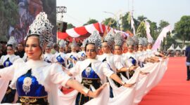 Ribuan Masyarakat Meriahkan Helaran Mapag Pajajaran Anyar, Budaya Bogor Tampil Memukau di HJB ke-544.