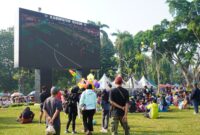 Videotron Pemkab Bogor Jadi Magnet Nobar Piala Dunia, Warga Nikmati Ruang Publik Bersama.