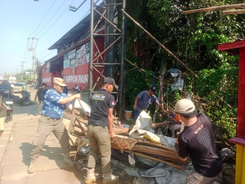 Pemkab Bogor Percepat Penataan Kali Angke I, Sempadan Sungai Dibersihkan dari Bangunan Liar.
