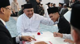 Nikah Massal di Masjid Baitul Faizin, Wujud Kolaborasi Pemkab Bogor dan Kemenag Layani Masyarakat.