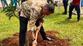 2.000 Pohon Ditanam di Pakansari, Pemkab Bogor Perkuat Komitmen Hijau untuk Masa Depan.