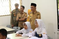 Jaro Ade Dorong Siswa SMPN 3 Cileungsi Jadi Generasi Berprestasi, Berkarakter, dan Peduli Kebersihan.