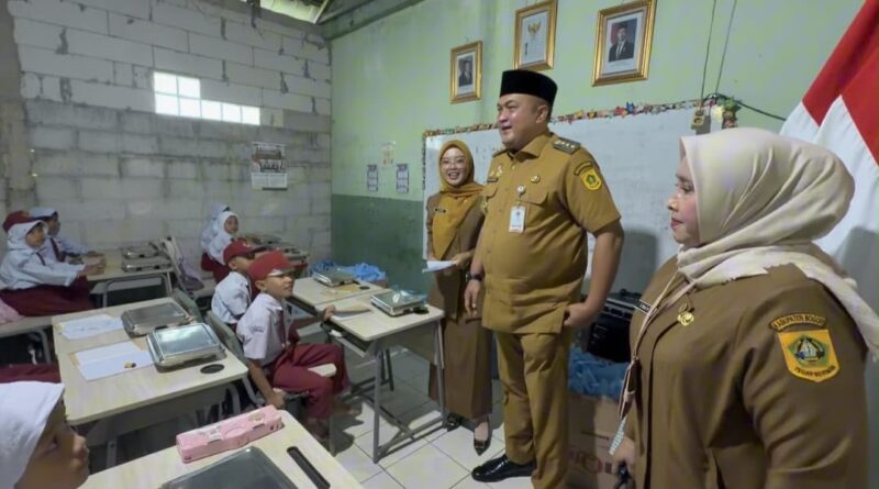 Melalui Kami Mendengar, Rudy Susmanto Tinjau Pelaksanaan Program Makan Bergizi Gratis.