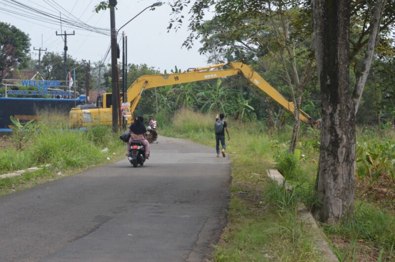 Normalisasi Sungai Cibeuteung Dukung Perlindungan Pertanian dan Infrastruktur di Rancabungur.